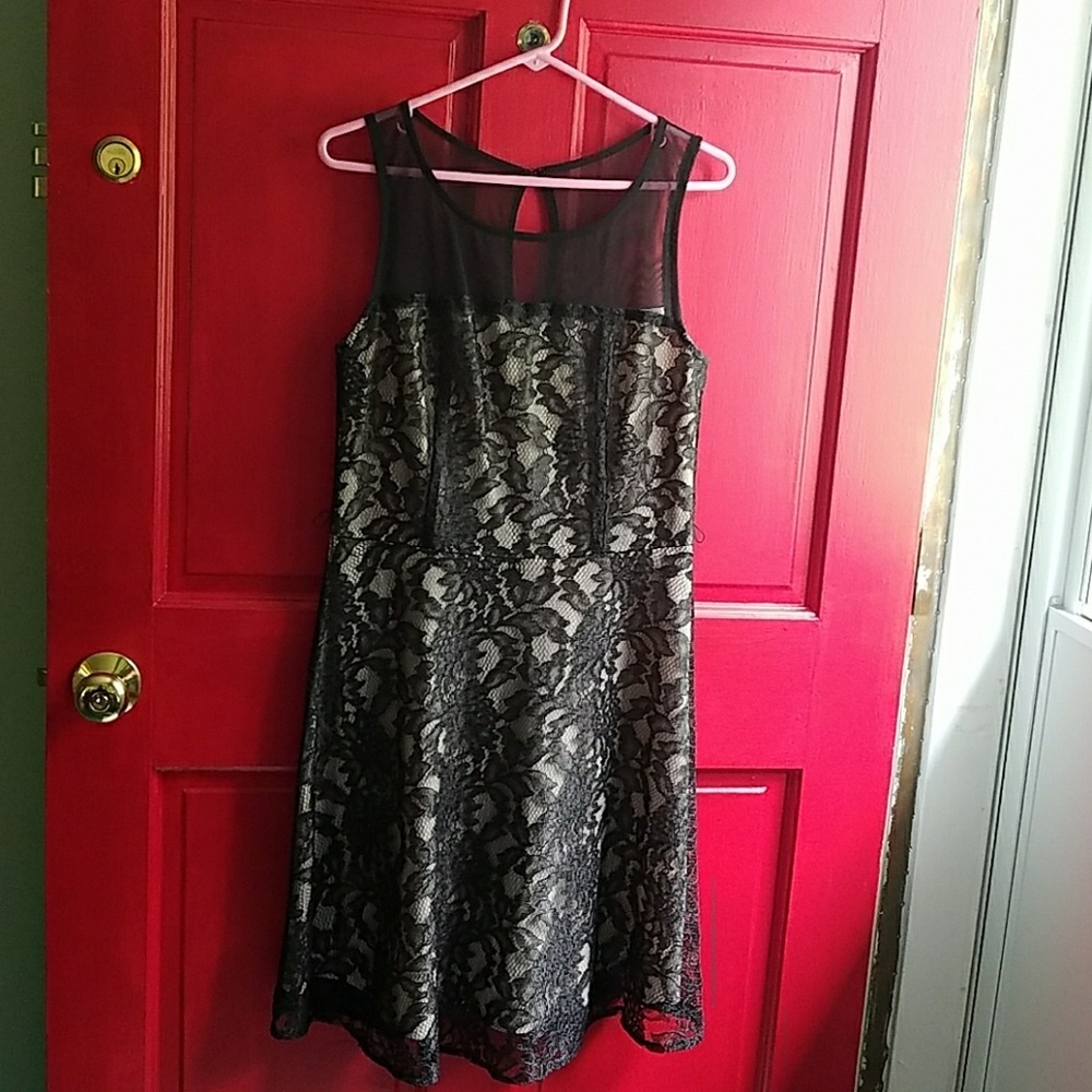 Black lace dress